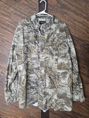 Mossy Oak Print Men’s Lightweight Camo Button Down XL - Brown/Olive